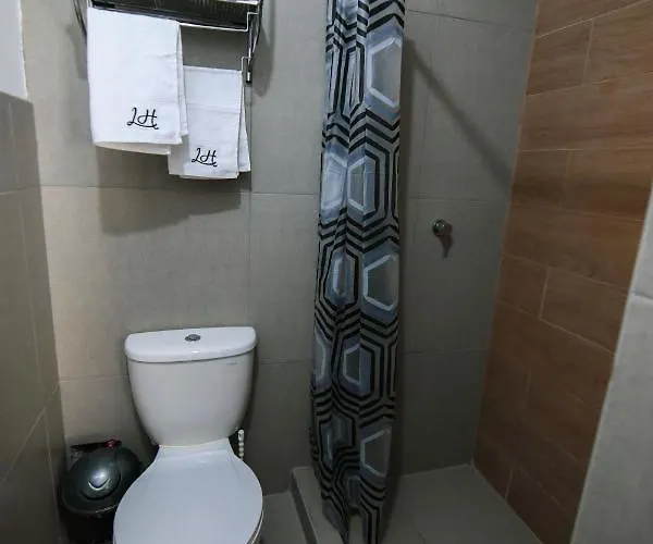 Apartamento Casona Tordo - A 3 Cdras De La Plaza - Con Baño Privado *