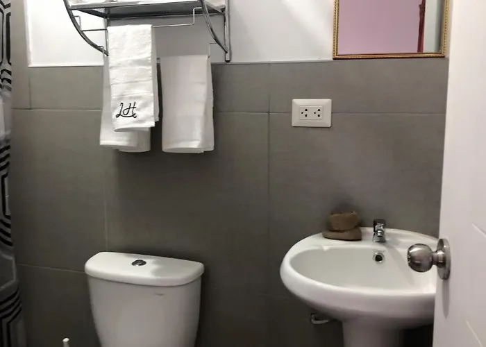 Apartamento Casona Tordo - A 3 Cdras De La Plaza - Con Baño Privado *